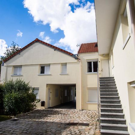 Appartement 1-4 Pers - Proche Paris, Cdg, Grand Paris Arena - A L'Ombre Du Pin "5" Le Pin  المظهر الخارجي الصورة